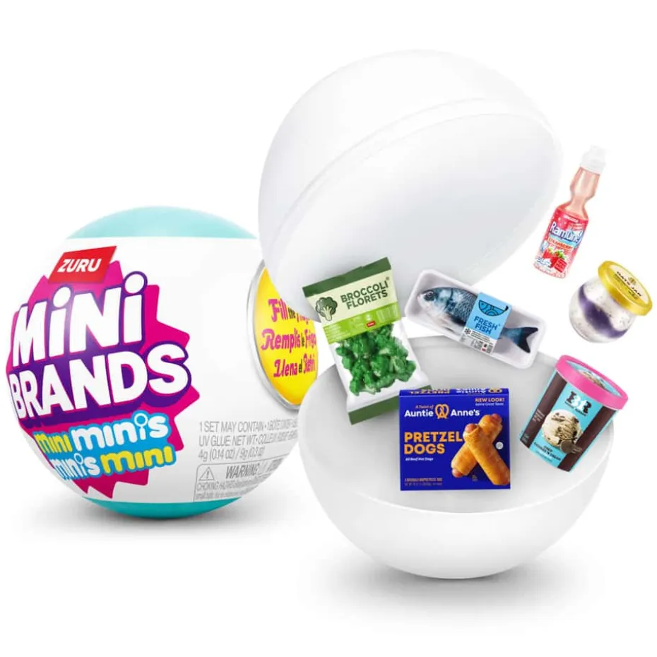 5 Surprise Mini Brands fill the fridge S1