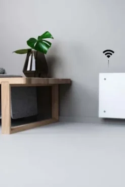 Adax Clea WiFi glass panellist panelovn