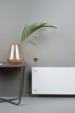 Adax Clea WiFi glass panellist panelovn