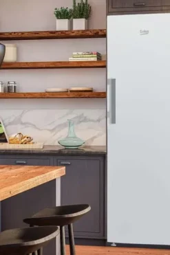 beko B1RMLNE444W1 kjøleskap
