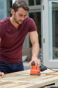 Black+Decker BEW210-QS eksentersliper