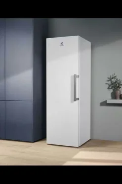 Electrolux ERS3DE39W kjøleskap