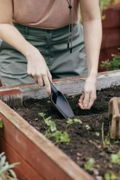 Fiskars Solid planteskje