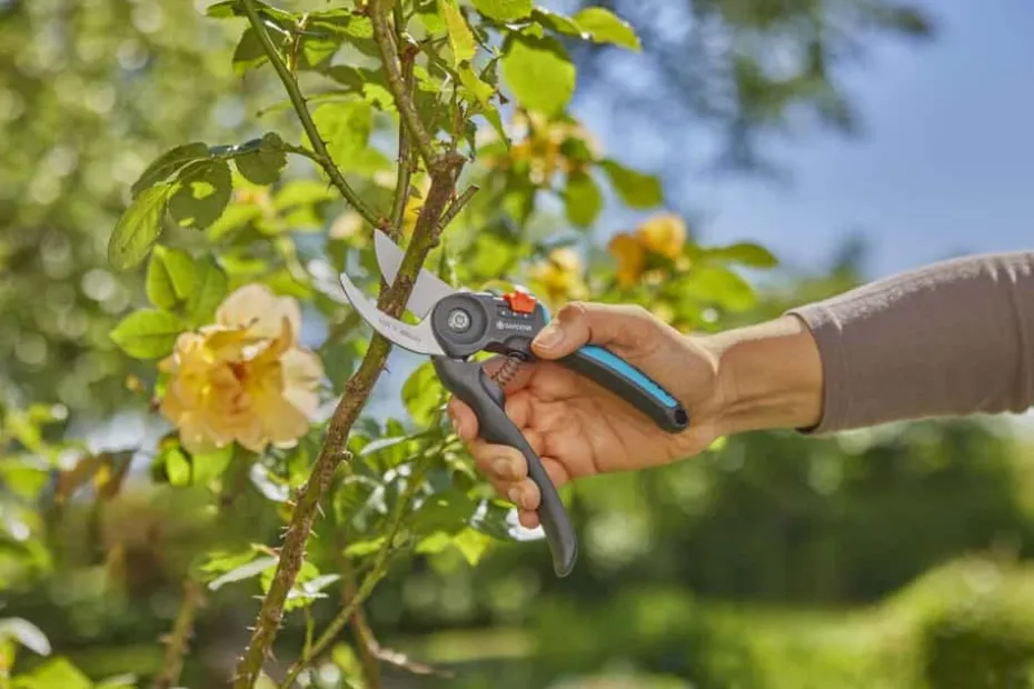GARDENA PremiumCut Flex beskjæringssaks