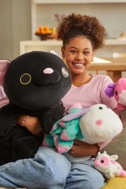 Hug A Lumps Plush S2 plysjkosedyr