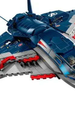 LEGO® ǀ Marvel Avengers: Age of Ultron Quinjet 76325