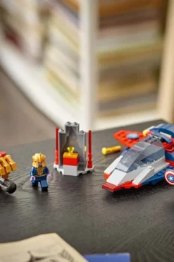 LEGO® ǀ Marvel Captain America mot Thanos 76319
