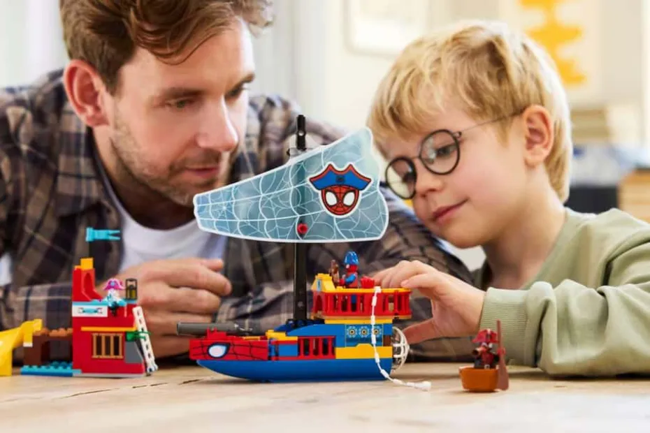 LEGO® ǀ Marvel Spidey og hans fantastiske venner Team Spideys sjørøverskute 11208