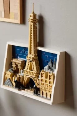LEGO® Architecture Paris – romantikkens by 21064