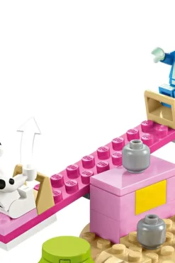 LEGO® Bluey: Moro på lekeplassen med Bluey og Chloe 11201