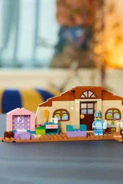LEGO® Bluey Skolen til Rusty og Bluey 11221