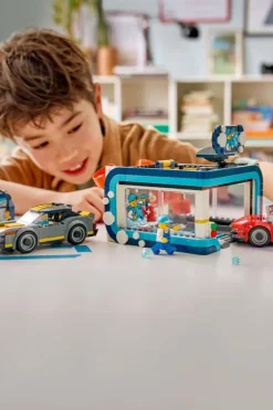 LEGO® City Bilvask med biler 60497