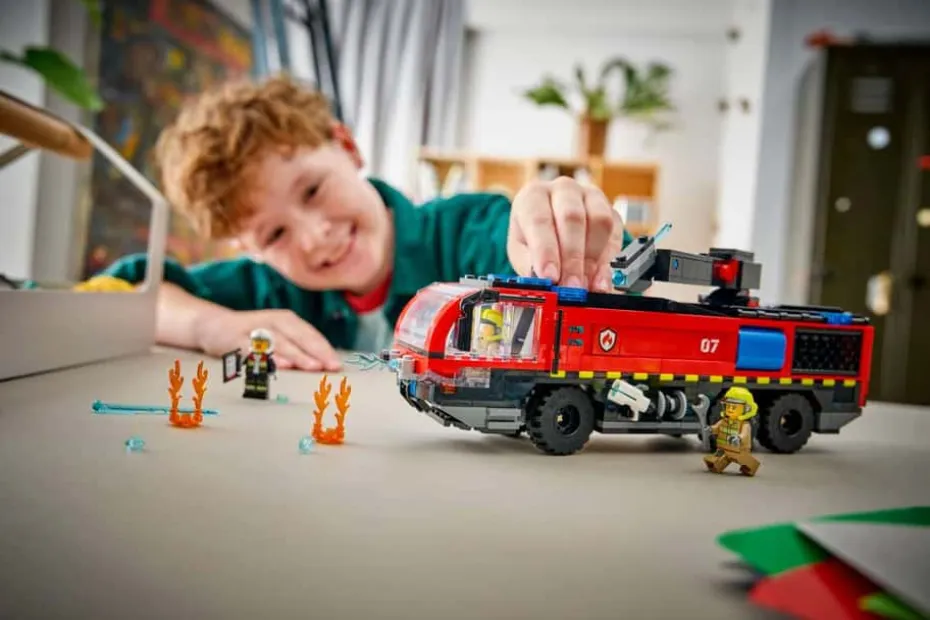 LEGO® City Flyplassbrannbil 60499