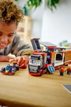 LEGO® City F1®-trailer med F1® RB20 og AMR24 60445