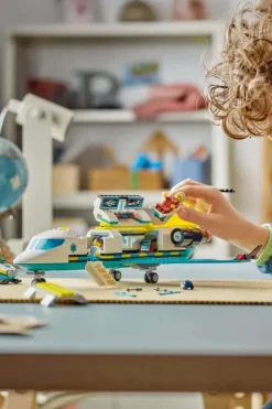 LEGO® City Redningsmannskap ambulansefly og fly 60465