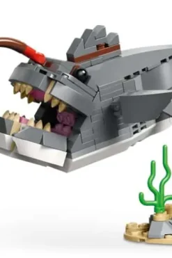 LEGO® Creator Blodtørstig hai med skattkiste 31381