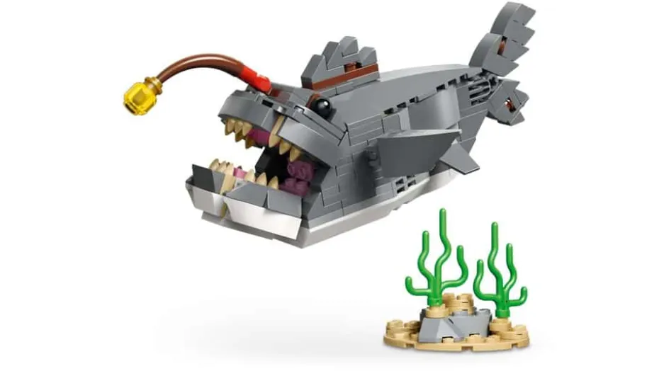 LEGO® Creator Blodtørstig hai med skattkiste 31381