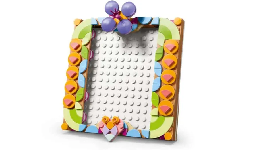 LEGO® Creator 3-i-1 Dekorativt blomstermaleri 31390