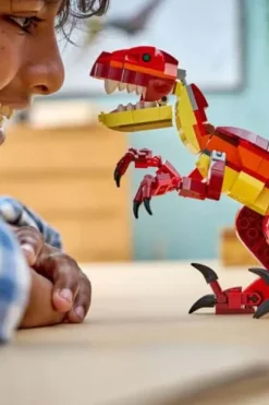 LEGO® Creator 3-i-1 Fryktinngytende dinosaur 31379