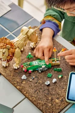 LEGO® Creator 3-i-1 Ville dyr: Majestetisk løve 31386