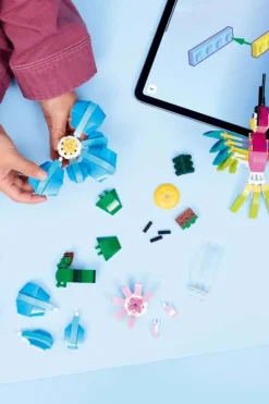 LEGO® Creator Ville dyr: fargeglad kolibri 31384