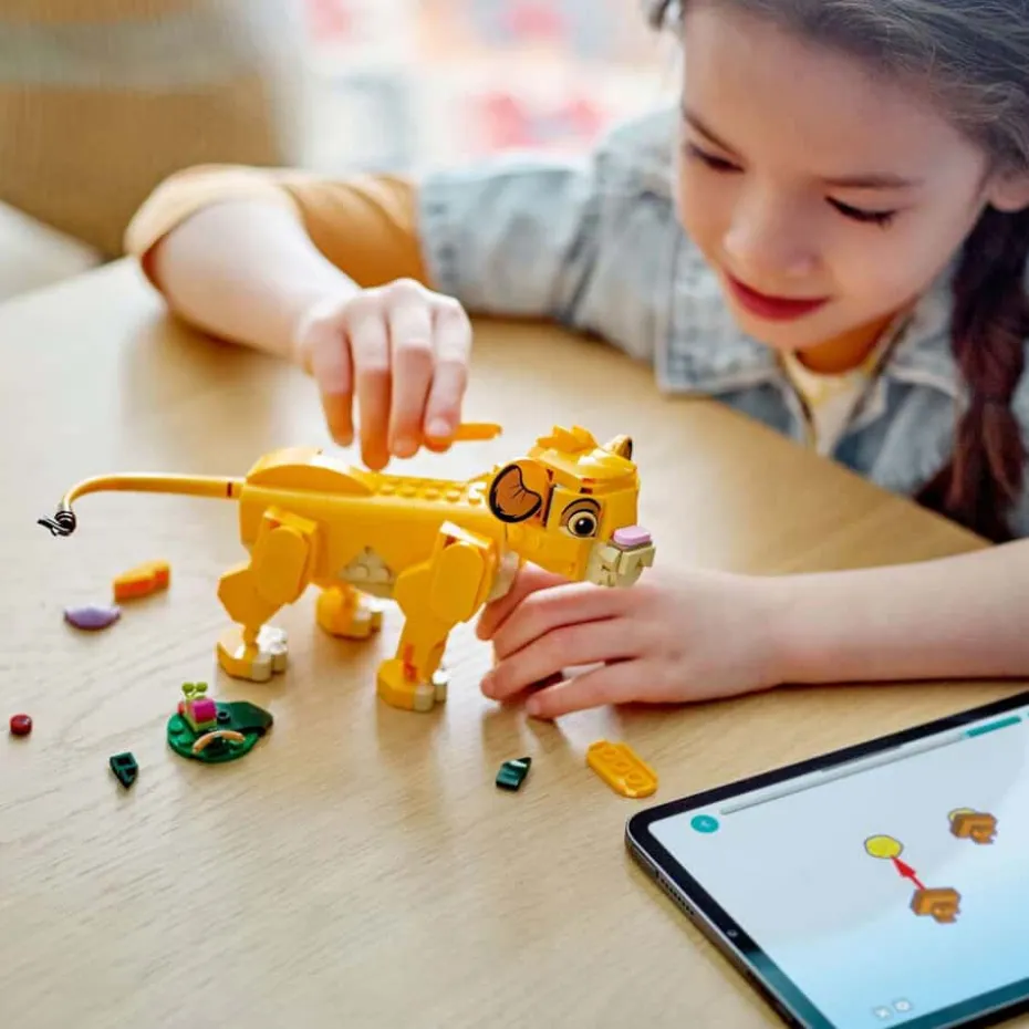 LEGO® Disney Løveungen Simba 43243
