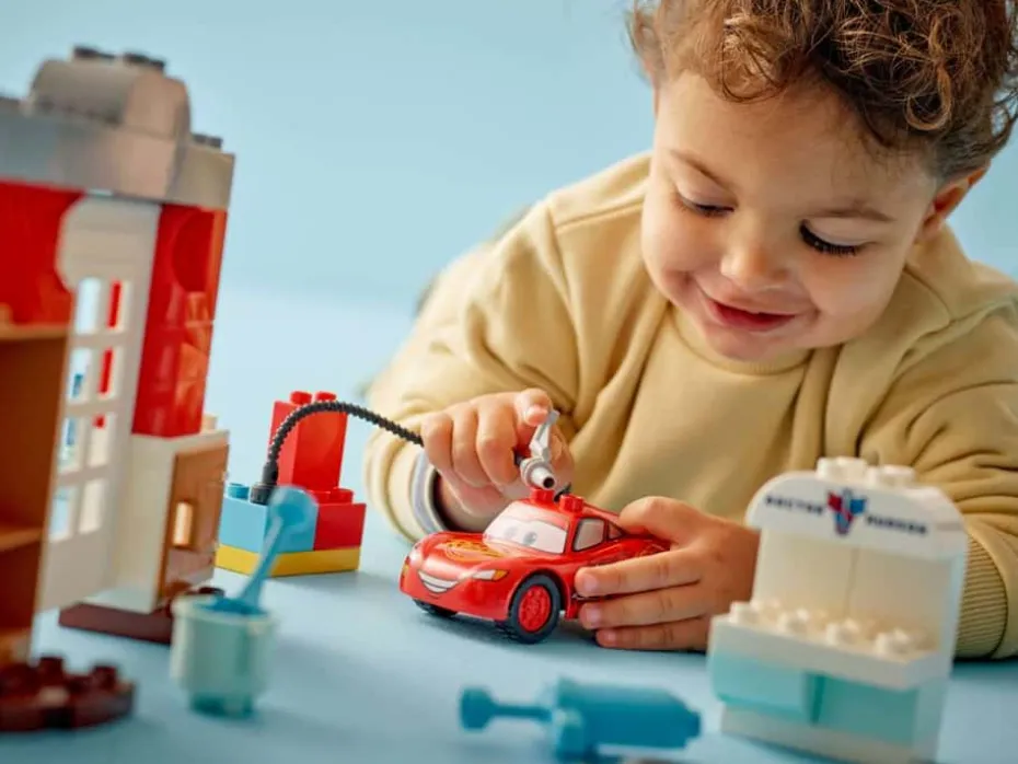 LEGO® DUPLO® │ Disney og Pixars Biler: McQueen besøker Docs verksted 10456