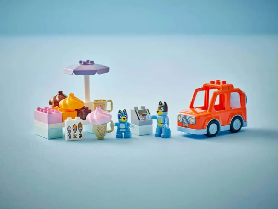 LEGO® DUPLO® På iskremtur med Bluey 10458