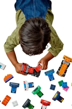 LEGO® DUPLO® Town F1® Team med racerbiler og sjåfører 10445
