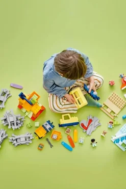 LEGO® DUPLO® Town Stort, interaktivt lokaltog 10428