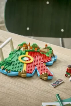 LEGO® Editions Football Cristiano Ronaldo – fotball-høydepunkter 43012