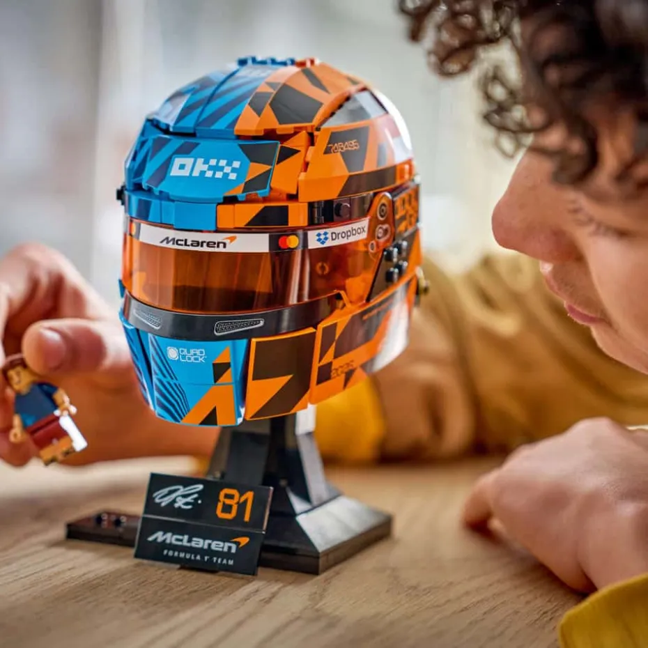 LEGO® Editions McLaren Mastercard F1® Team Oscar Piastri hjelm 43017