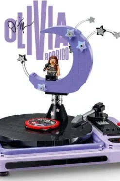 LEGO® Editions Olivia Rodrigos konsertmåne 43029