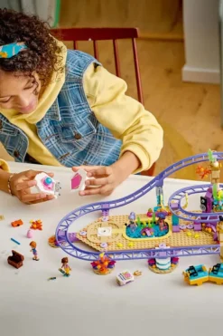 LEGO® Friends Berg-og-dal-bane med havfruetema 42703