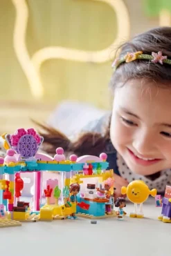 LEGO® Friends Godtebutikken i Heartlake City 42649