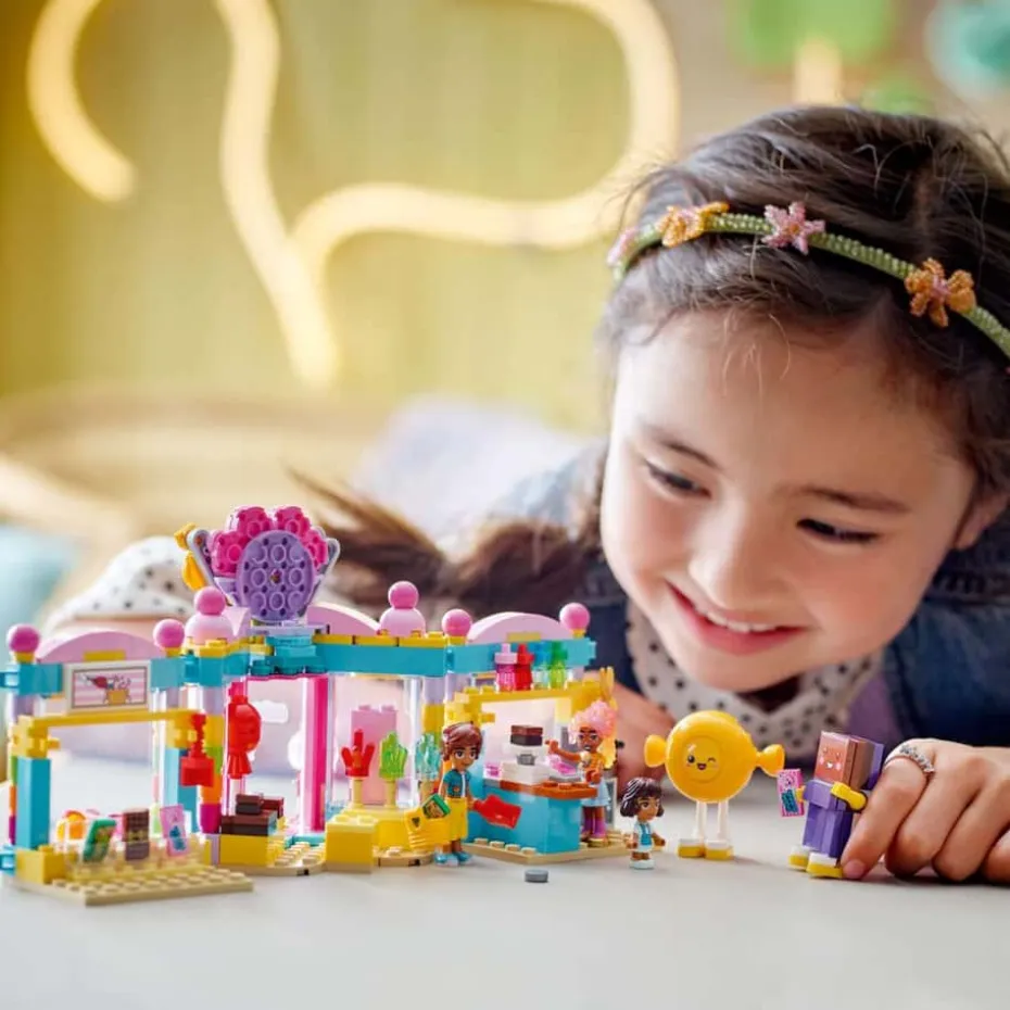 LEGO® Friends Godtebutikken i Heartlake City 42649
