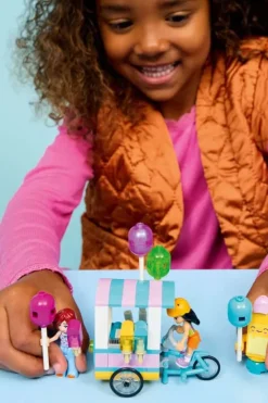 LEGO® Friends Iskrem- og ballongkiosk 42692