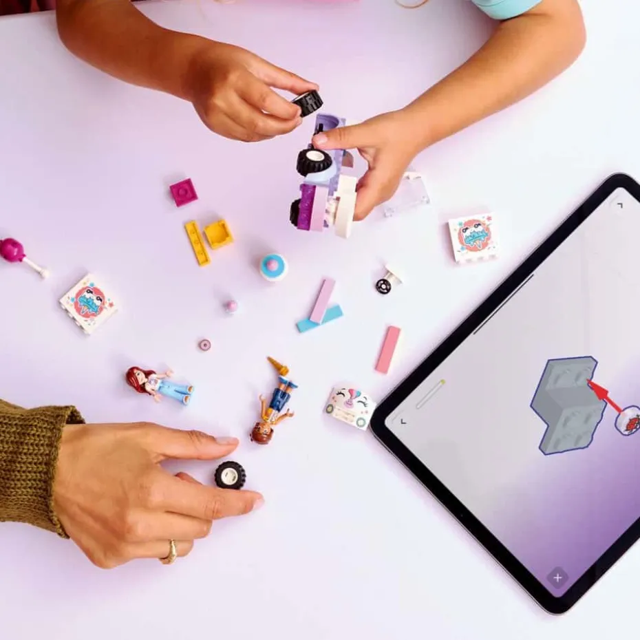LEGO® Friends Kakebil med enhjørningdekor 42675