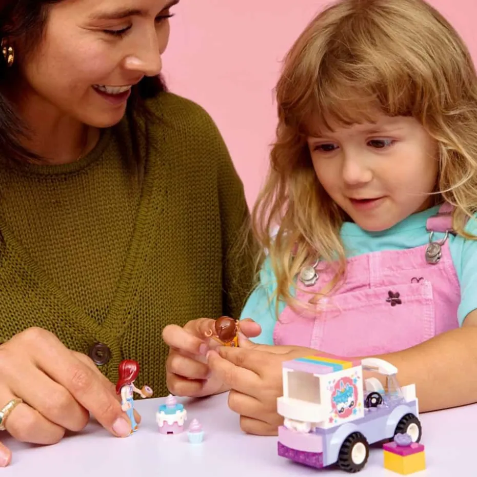 LEGO® Friends Kakebil med enhjørningdekor 42675