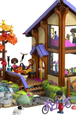 LEGO® Friends Koselig høsthytte 42705