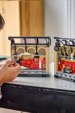 LEGO® Harry Potter™ Bokstøtter: Galtvortekspressen 76450