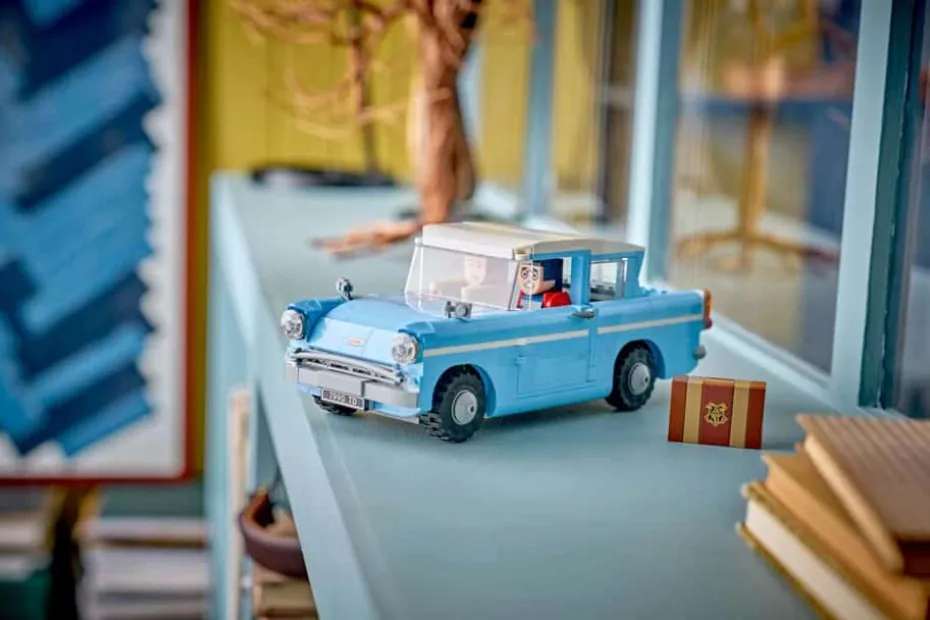 LEGO® Harry Potter™ Forhekset, flygende Ford Anglia™ 76470
