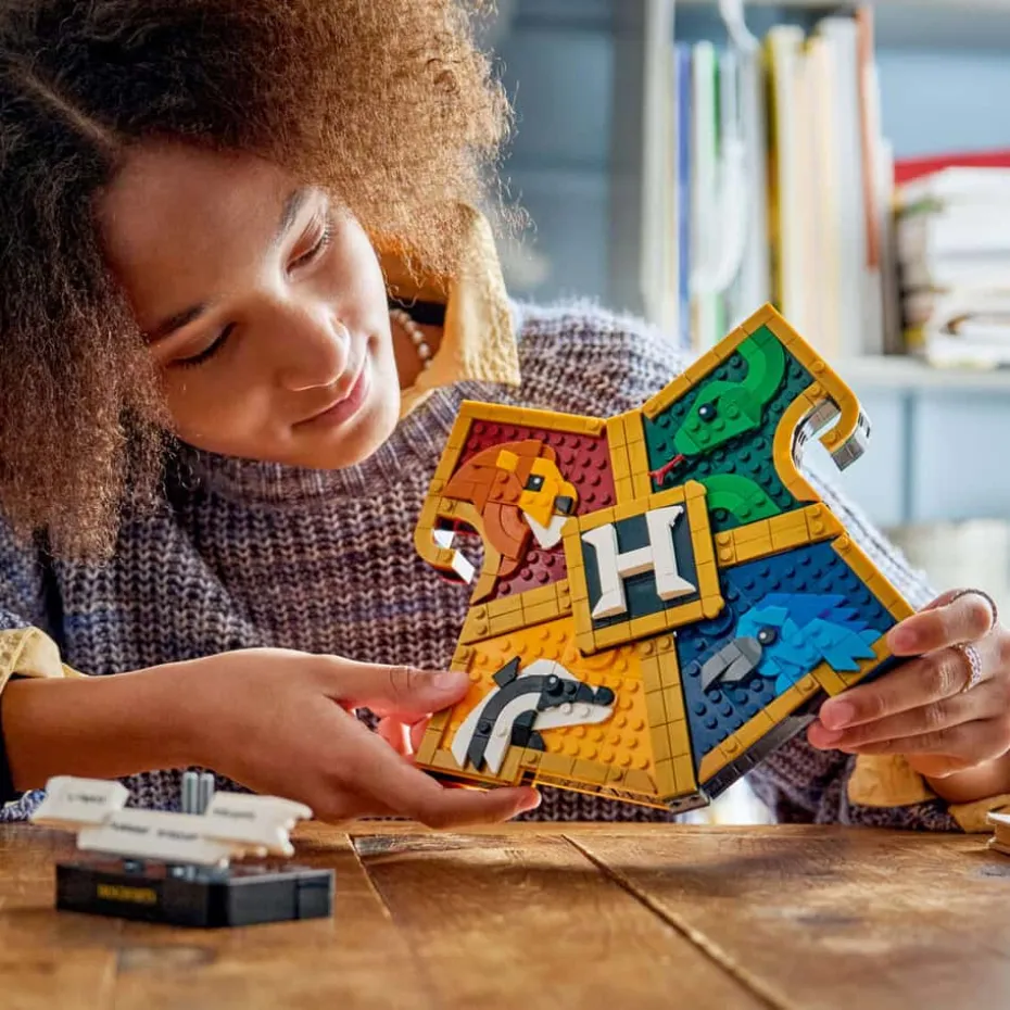LEGO® Harry Potter™ Galtvort-våpenskjold 76462
