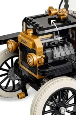 LEGO® Icons Ford Model T 11376
