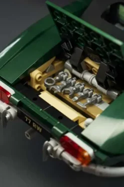 LEGO® Icons Jaguar E-type 11381
