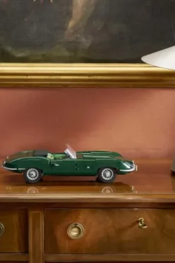 LEGO® Icons Jaguar E-type 11381
