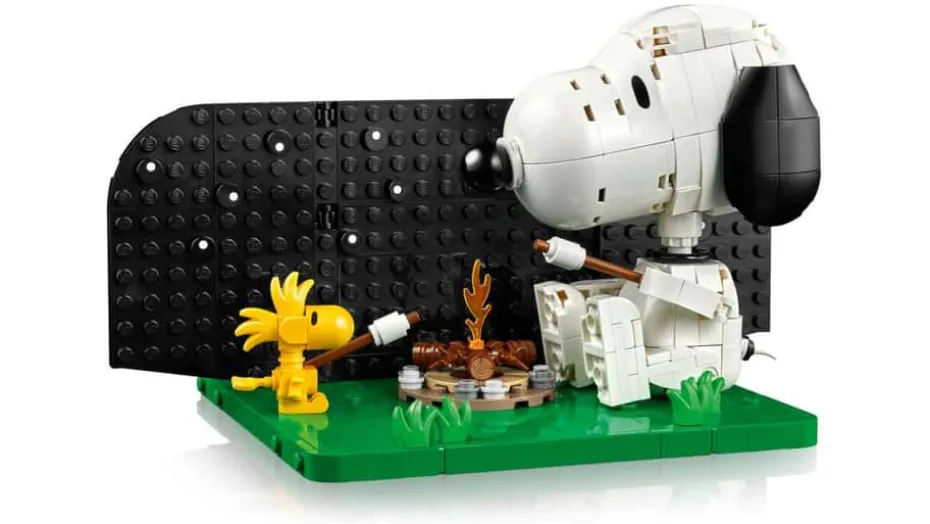LEGO® Ideas Knøttene: Snoopys hundehus 21368