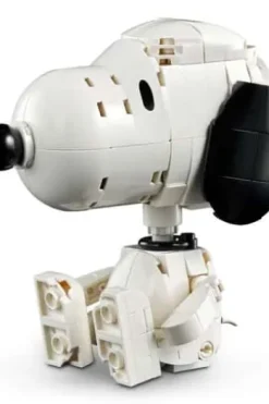 LEGO® Ideas Knøttene: Snoopys hundehus 21368