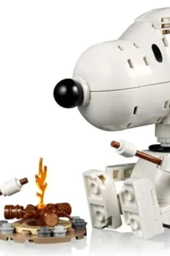 LEGO® Ideas Knøttene: Snoopys hundehus 21368