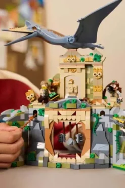 LEGO® Jurassic World Helikopteroppdrag med spinosaurus og quetzalcoatlus 76976